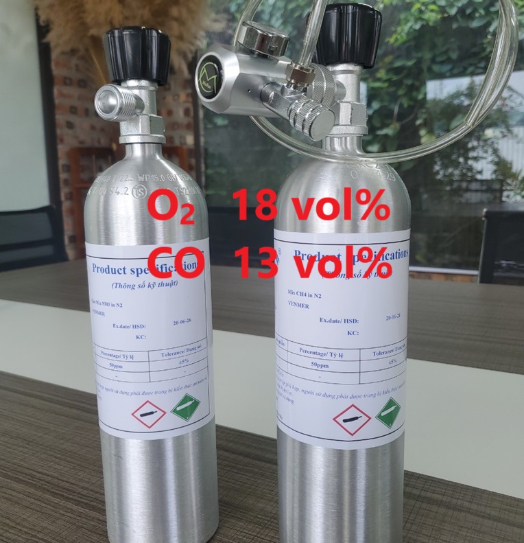 Chai khí O2 18 vol% CO 13 vol% Chai khí O2 18 vol% CO 13 vol%