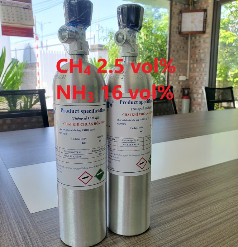 Chai khí CH4 2.5 vol % NH3 16 vol% Chai khí CH4 2.5 vol % NH3 16 vol%