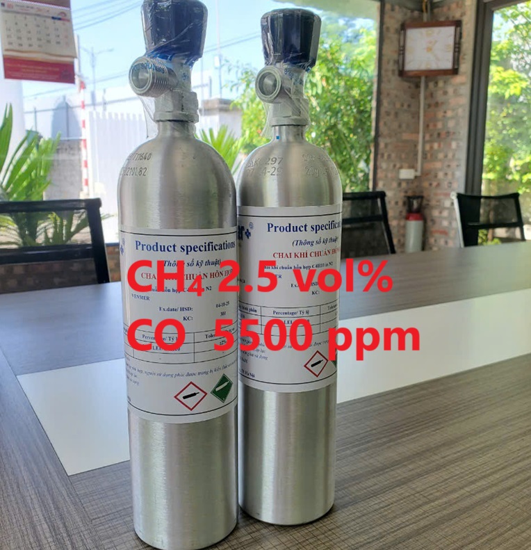 Chai khí CH4 2.5 vol % CO 5500 ppm Chai khí CH4 2.5 vol % CO 5500 ppm