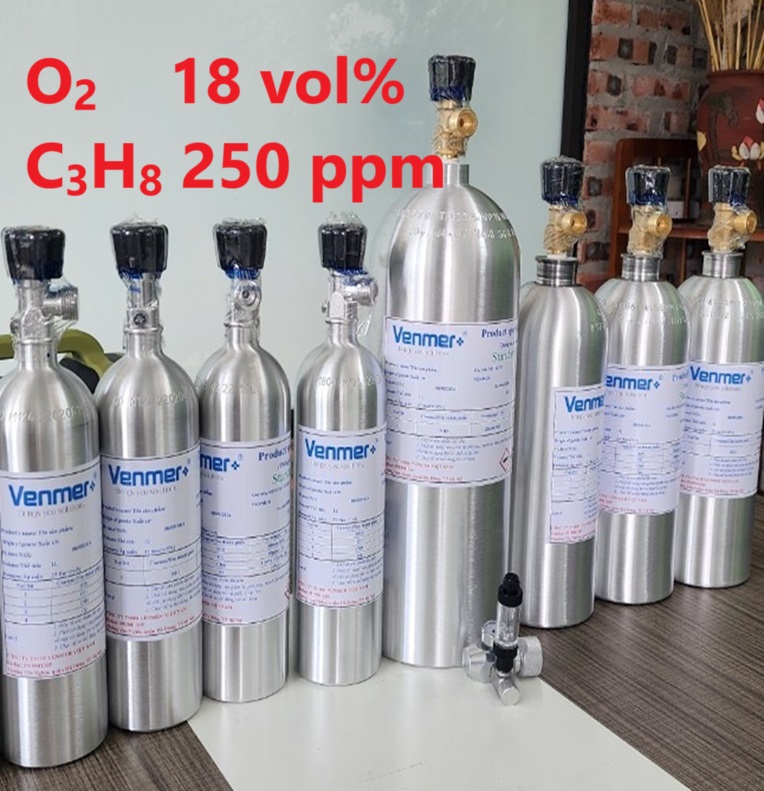 Chai khí O2 18 vol% C3H8 250 ppm Chai khí O2 18 vol% C3H8 250 ppm