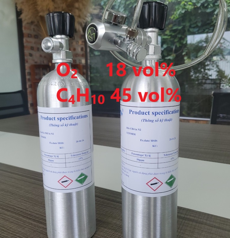 Chai khí O2 18 vol% C4H10 45 vol% Chai khí O2 18 vol% C4H10 45 vol%